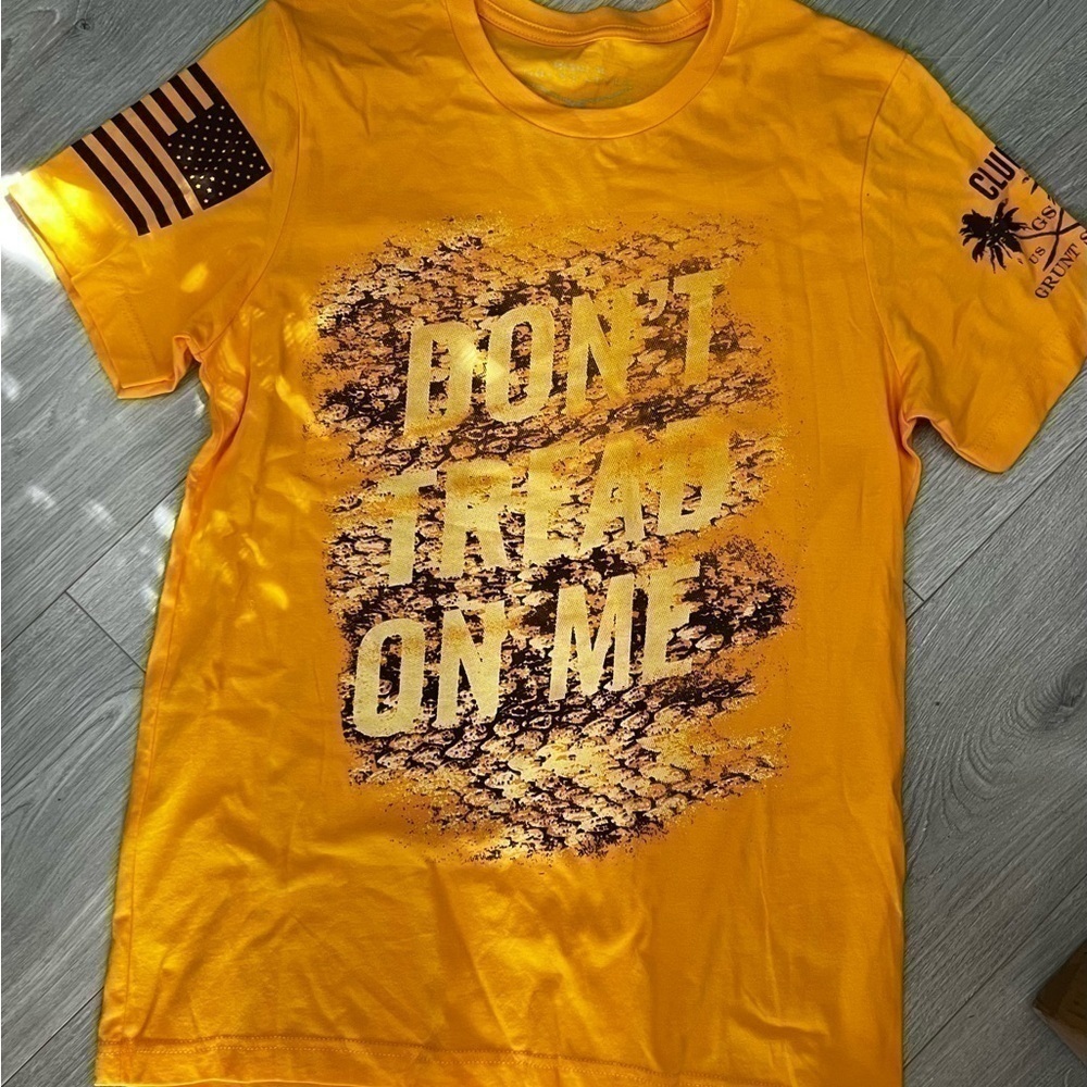 GRUNT Style T-Shirt m yellow Short Sleeve 100% Cotton Men's don’t tread on me
